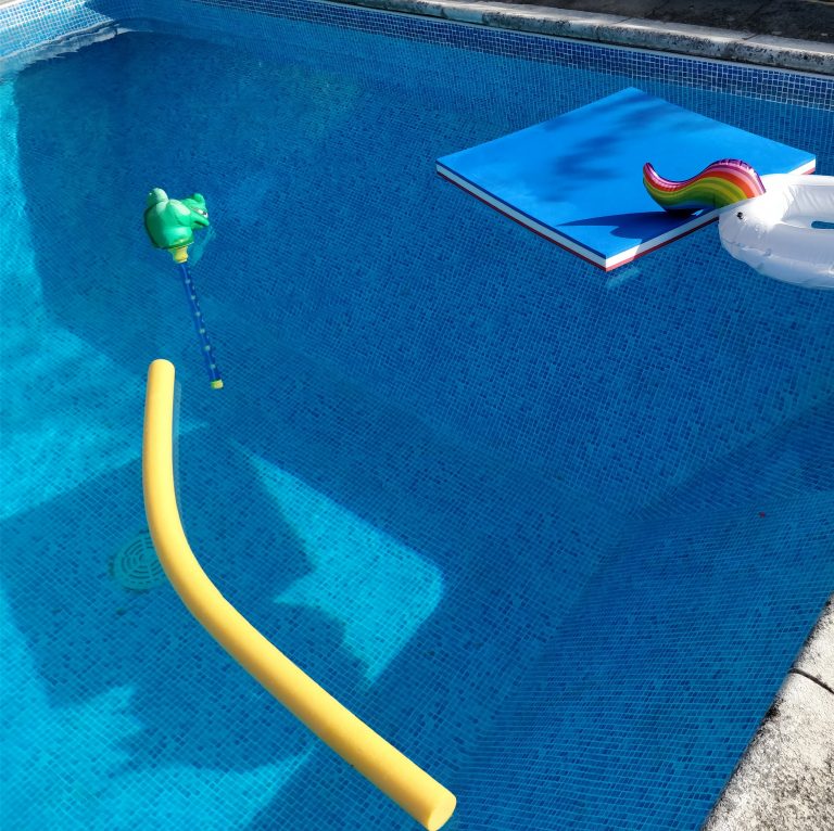 best way to keep a pool clean